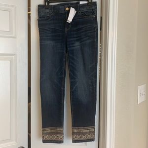 NWT WHBM size 4 crop jeans with beautiful detail